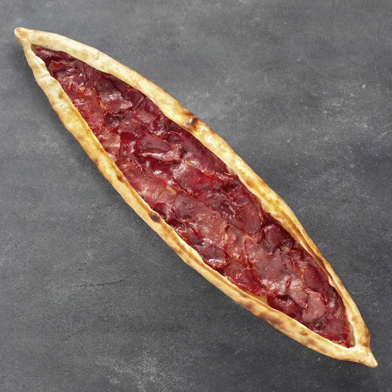 Yarım Pastırmalı Pide